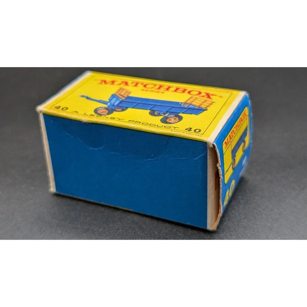 Vintage 1967 Matchbox No #40 Farm Hay Trailer with Original Box - Damaged Box